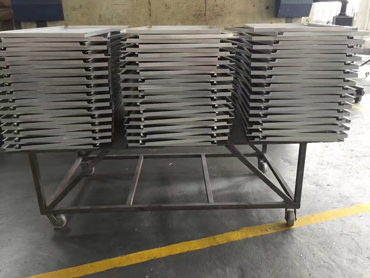 Foshan-Alucrown-Building-Materials-Co-Ltd- (3)