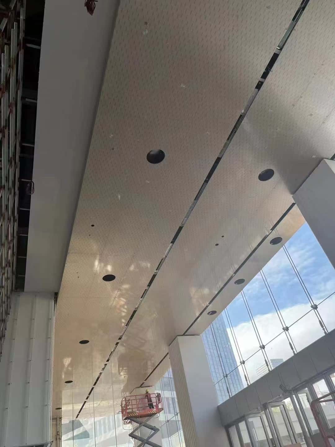 ceiling15